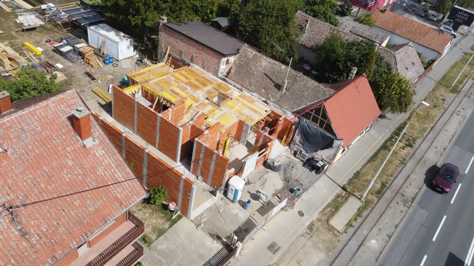 Šalovanje AB ploče i stubišta